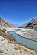 Grenzfluss zwischen Tadschikistan und Afghanistan